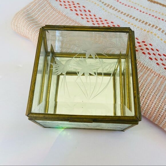 Brass and Glass Hummingbird Trinket Box - Picture 2 of 10